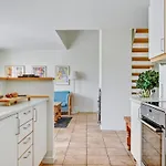 Arwin - 250m From The Sea By Interhome *