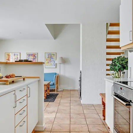 Arwin - 250m From The Sea By Interhome *